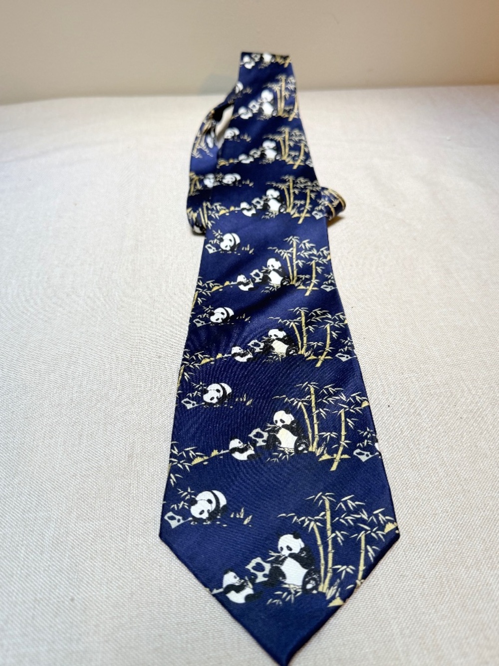 Giorgio Armani Cravatte 100% Silk Handmade Neck Tie Pandas Bamboo